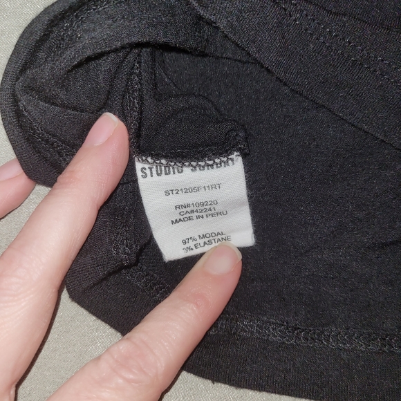 Studio Sunday Black Shirt - Picture 2 of 5